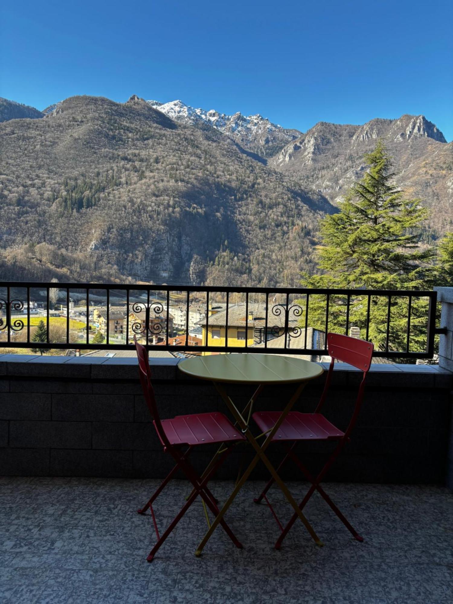La Casa Di Pietro Apartment Piazza Brembana Exterior foto